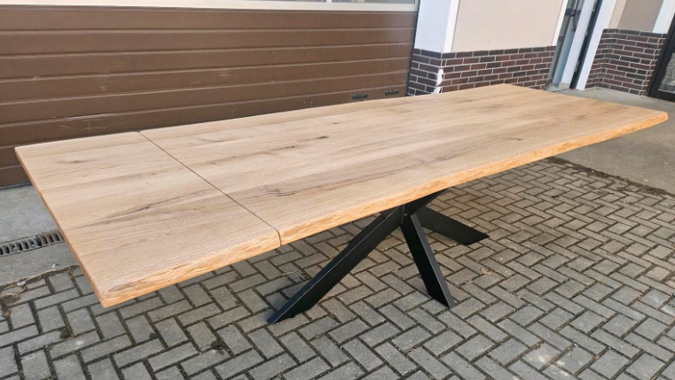 Baumtisch Wildeiche – Bild 4